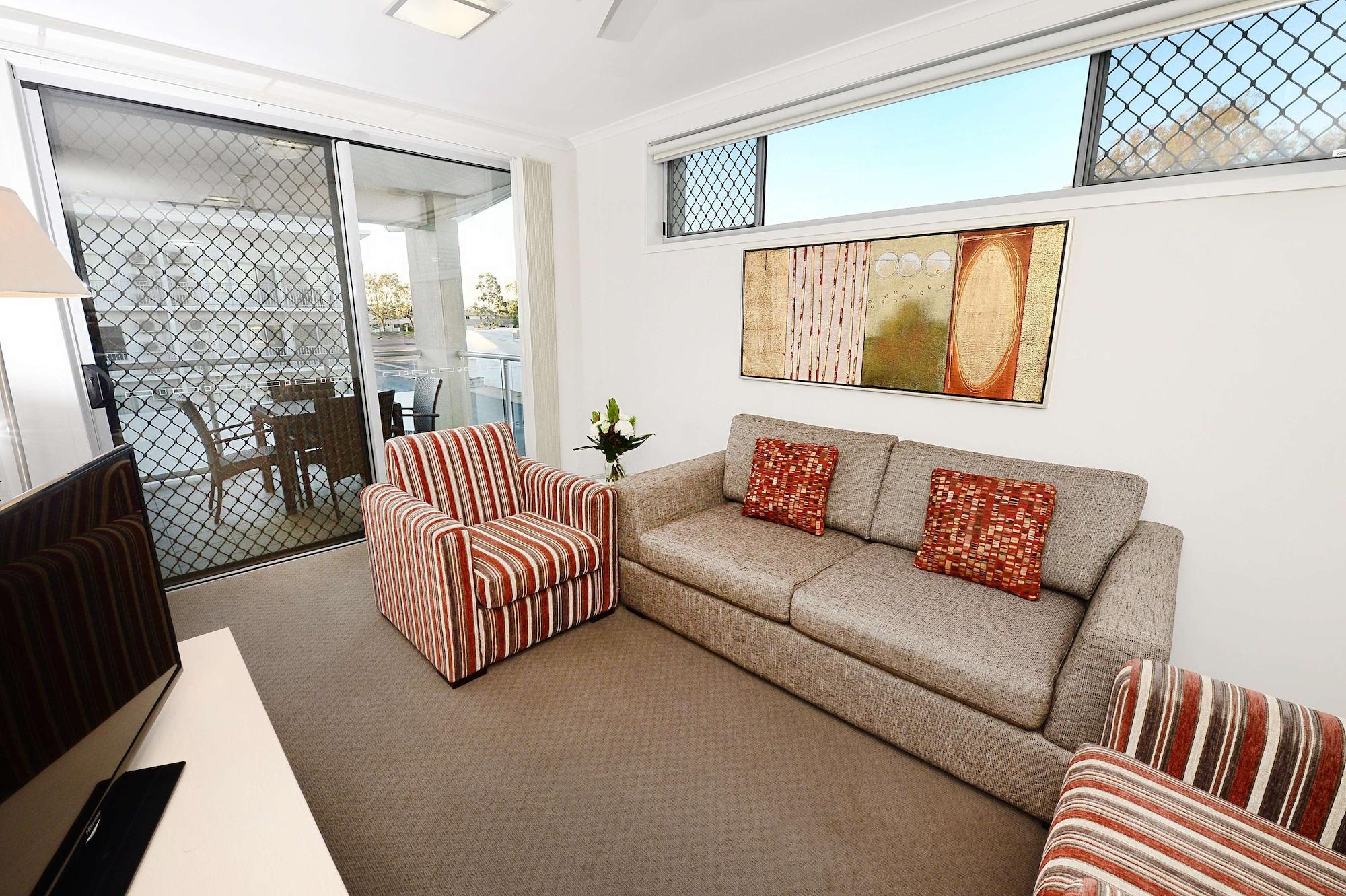 Oaks Moranbah Suites Exteriör bild