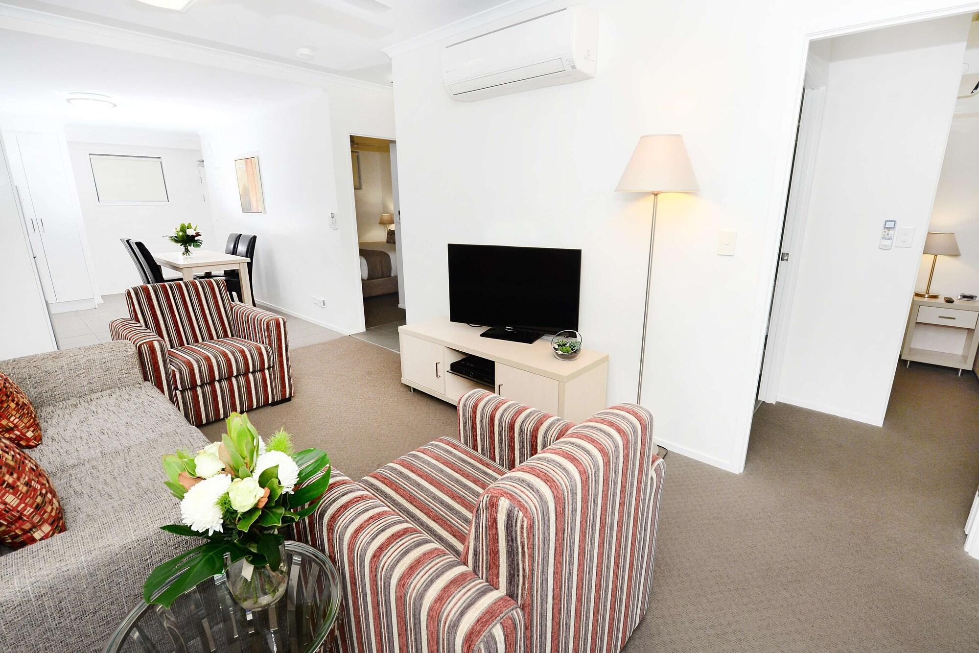 Oaks Moranbah Suites Exteriör bild