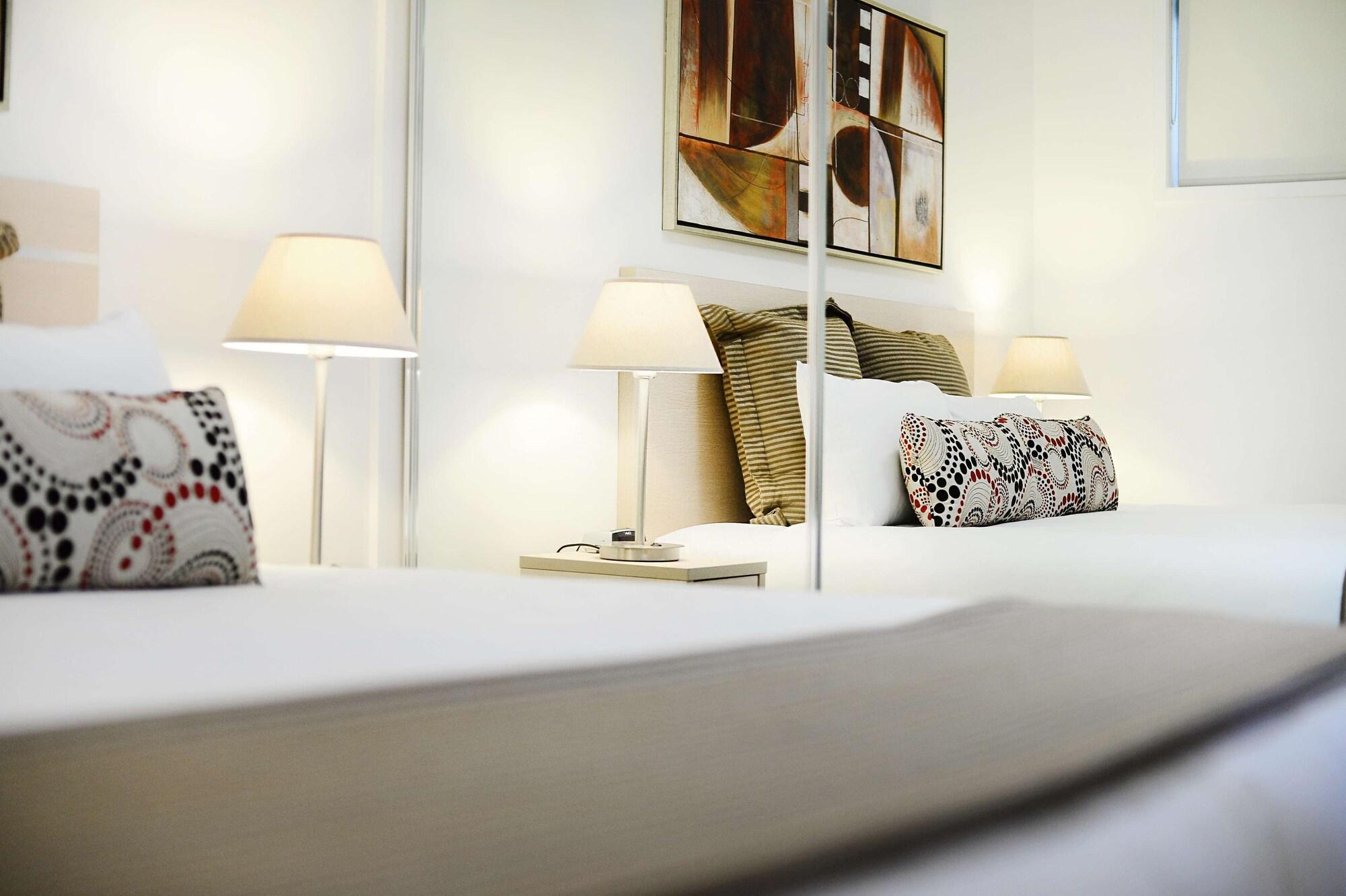 Oaks Moranbah Suites Exteriör bild