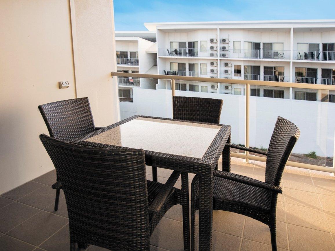 Oaks Moranbah Suites Exteriör bild